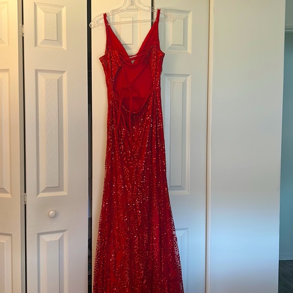 PROM DRESS - Picture 4 of 4